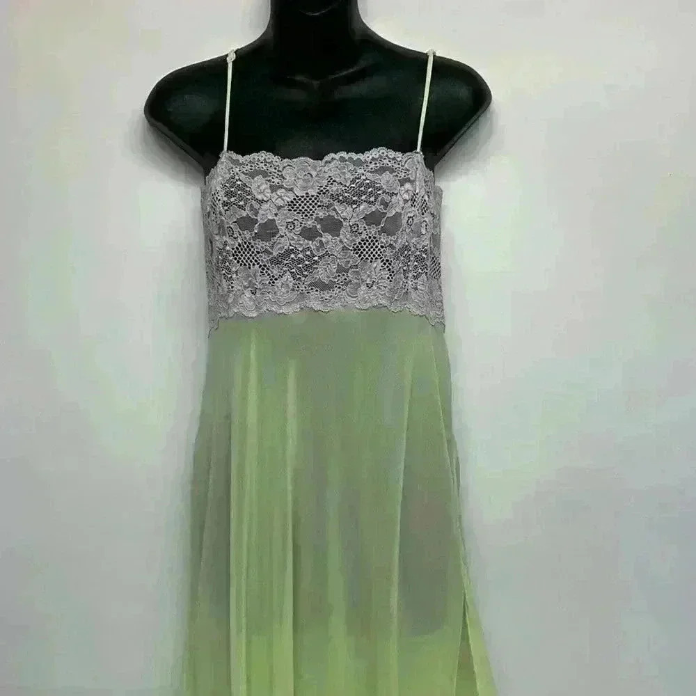 Victoria’s Secret size large lingerie y2k